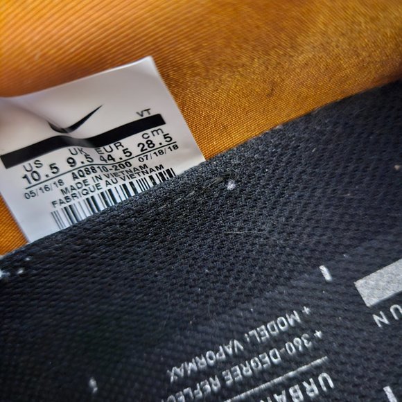 Nike Air Vapormax Run Utility Men's Sz 10.5 Desert Ore Reflect Silver AQ… - Picture 14 of 16